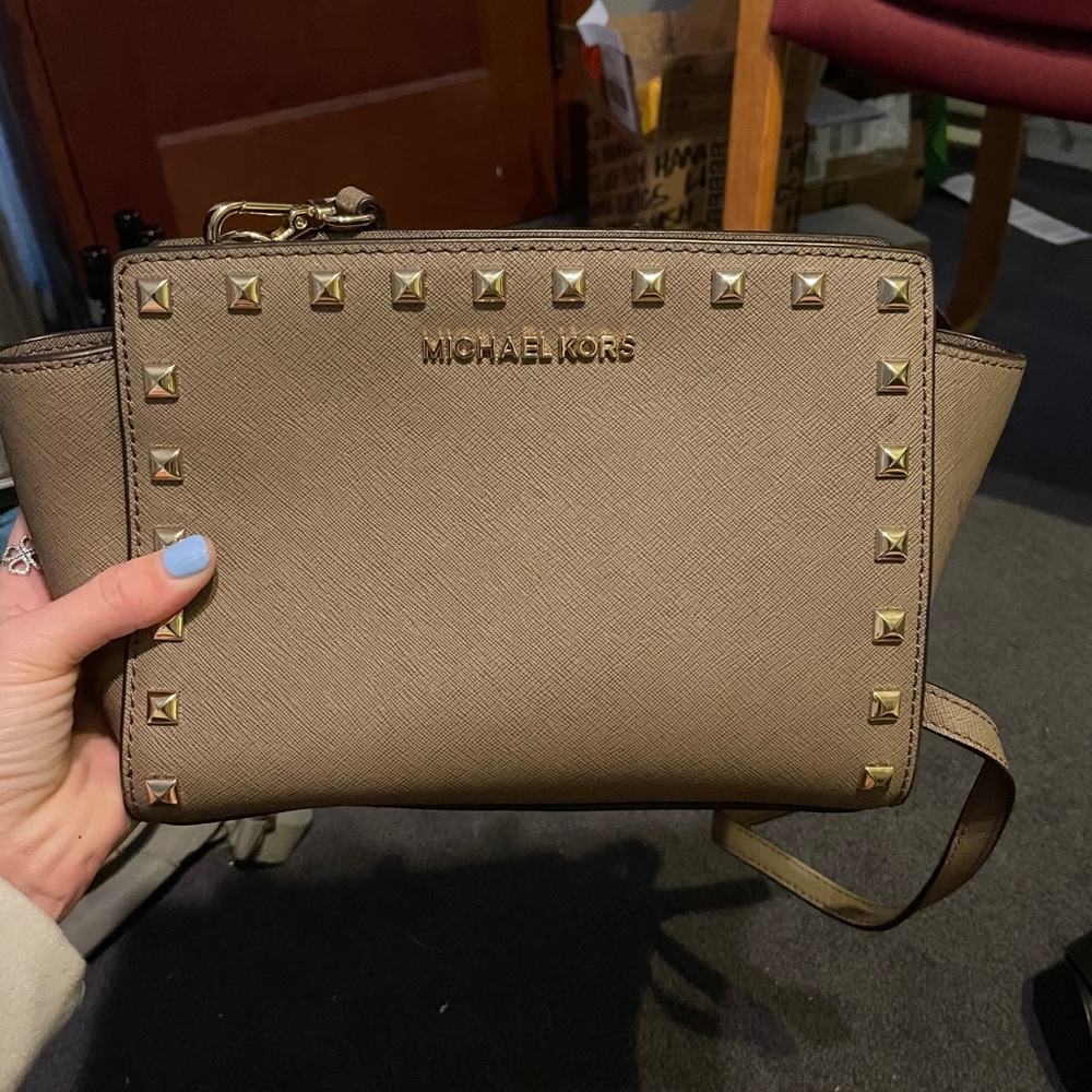 ❌Traded❌ Michael Kors shoulder bag